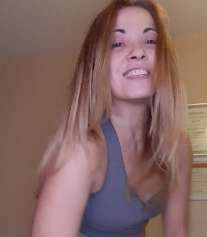 Marcia Massagem Feminina e Masculina Massagista em