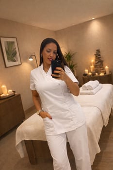 Vanessa Terapeuta Nuru e Nuru mútua