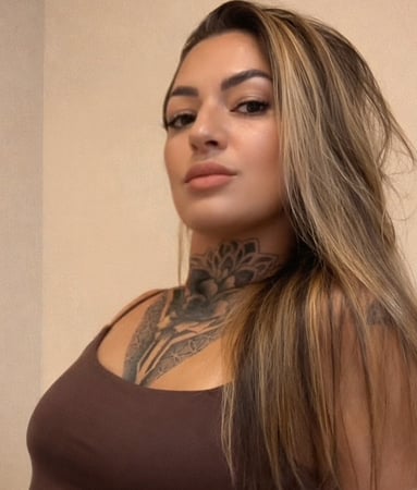 Massagista sensual em Florianópolis - SC - Mahara - Massagens e Vivências Sensoriais