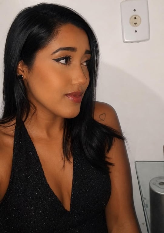 Keren massoterapêuta e terapeuta tântrica Massagista em