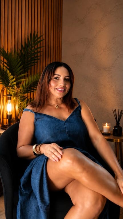 Terapeuta Tântrica e Massoterapeuta. Massagem