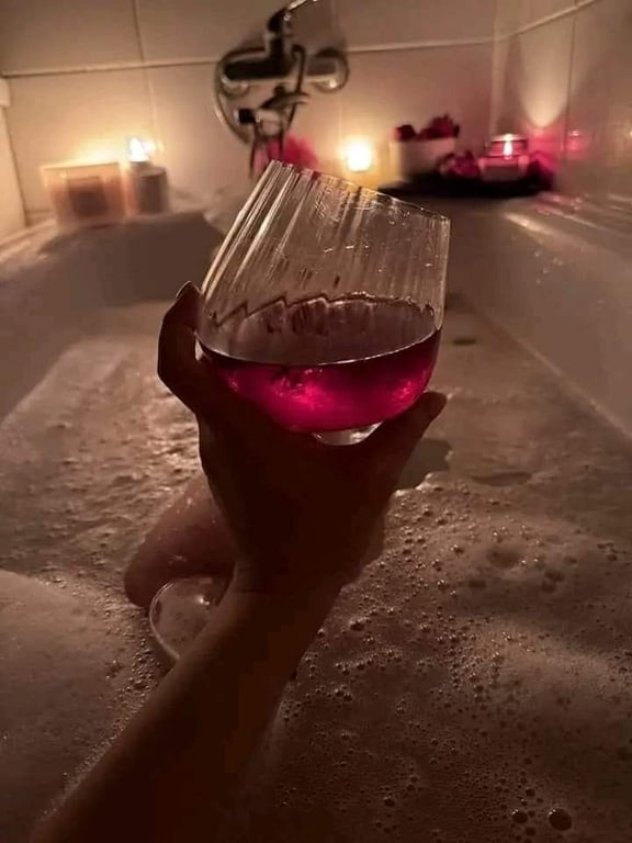 Massagens à domicílio e com local próximo a praispiscinas Massagem tântrica em