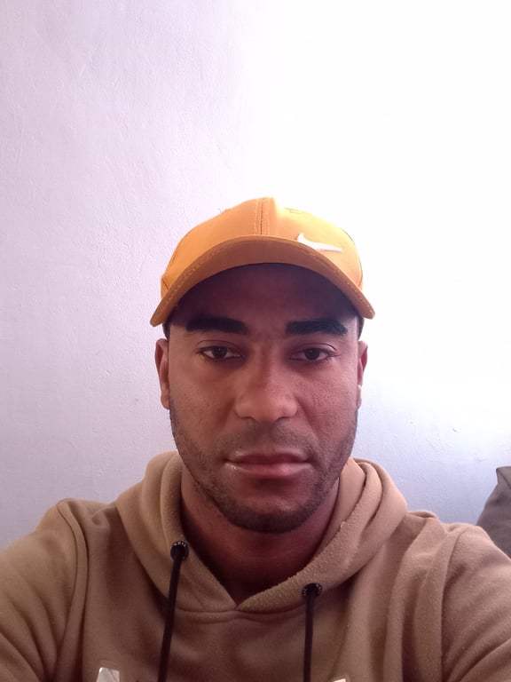 Romário massagem exclusivamente para mulheres