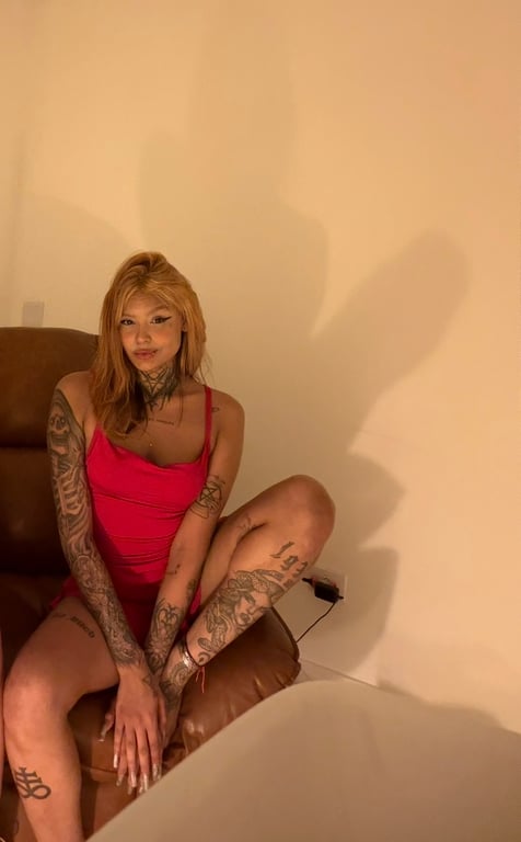 Maze/ AS MELHORES MASSAGENS, NURU E TÂNTRICA Massagista em
