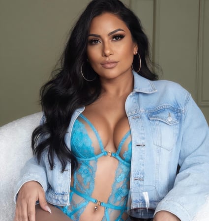 Massagista sensual em Curitiba - PR - Sarah Terapeuta Tântrica