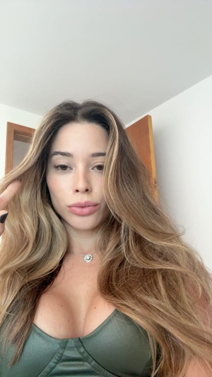 Mikaela * uma experiência de bem estar com discrição Massagista em