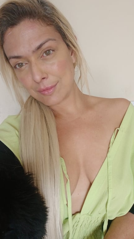Liliam Massoterapia Sensual e Erotica Com Local