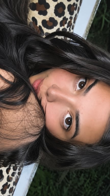Luisa Especialista em Nuru (Massoterapeuta Profissional) Massagem