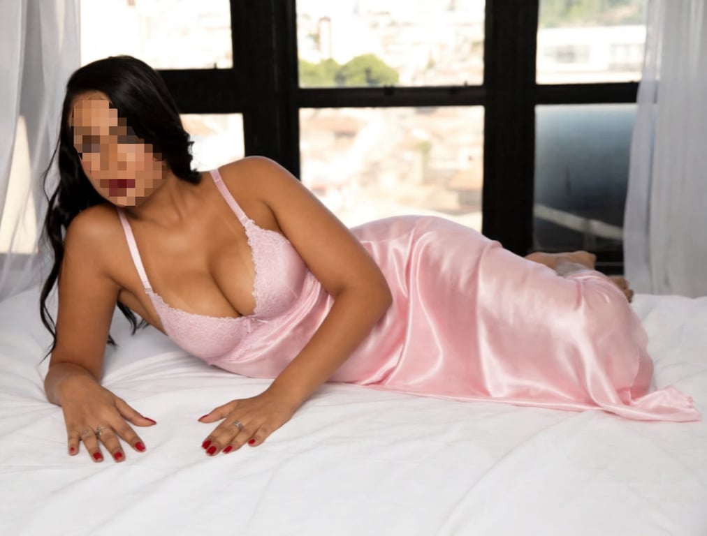 Bel Lins | Massagem Sensual e Relaxante com Toque Especial 24Hs