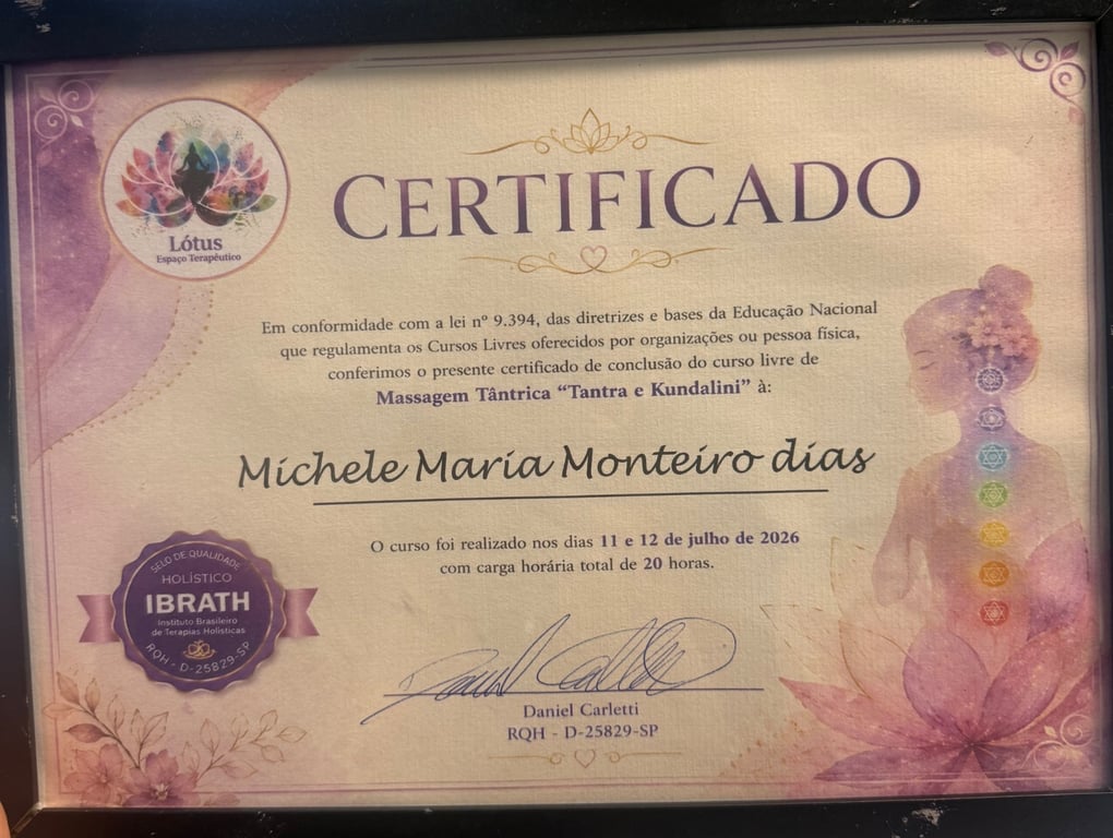 Terapeuta Serenna / Expert em Experiências Sensoriais de alto padrão Massagem