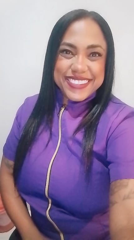 Suzane : Terapeuta Tântrica e Massagista Nuru e relaxante muscular Massagem em