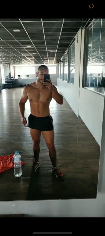 Theo Terapeuta Tantrico Massagem