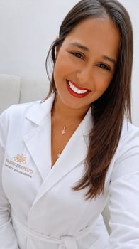 Melissa (massagem de qualidade).