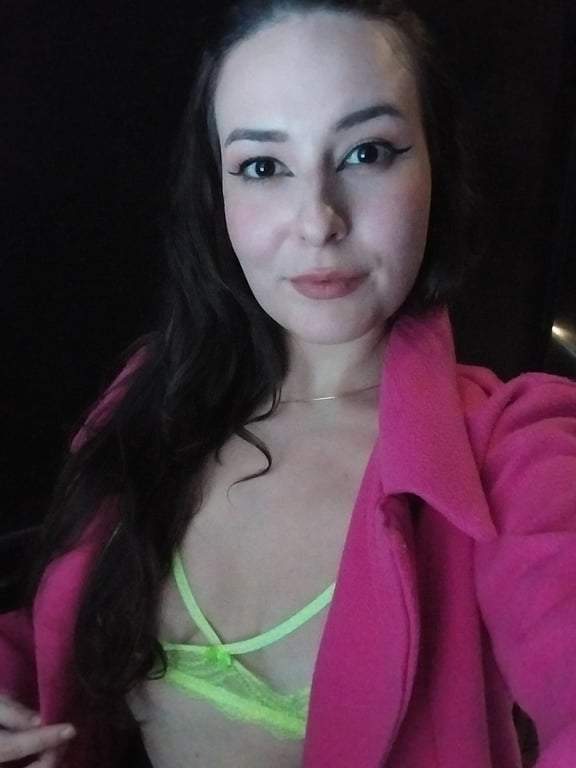 Gabi – Massagem Relaxante e Nuru Massagem nuru em