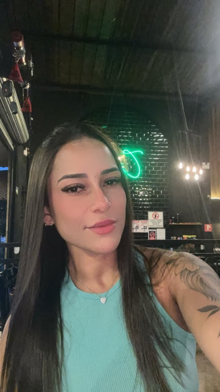 Bruna Mendes relaxamento e atendimento personalizado.