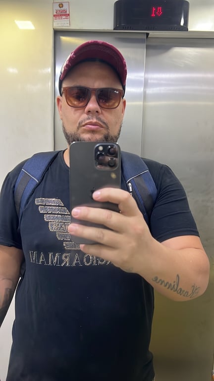 UMA EXPERIÊNCIA DE MASSAGEM ONDE VOCÊ SE SENTE SEGURA, RESPEITADA E ES Massagem