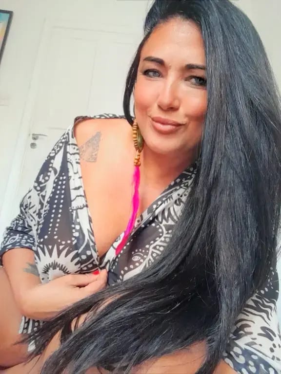 Stéphanie Linda manauara Massagem tântrica