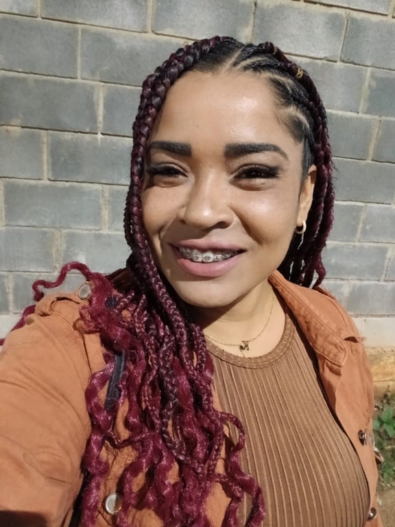 Lilian – Morena experiente atendimento sensual a domicílio ou drive. Massagem tântrica em