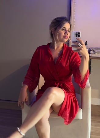 Massagista sensual em Balneário Camboriú - SC - Terapeuta- Uma experiência que vai além do toque...