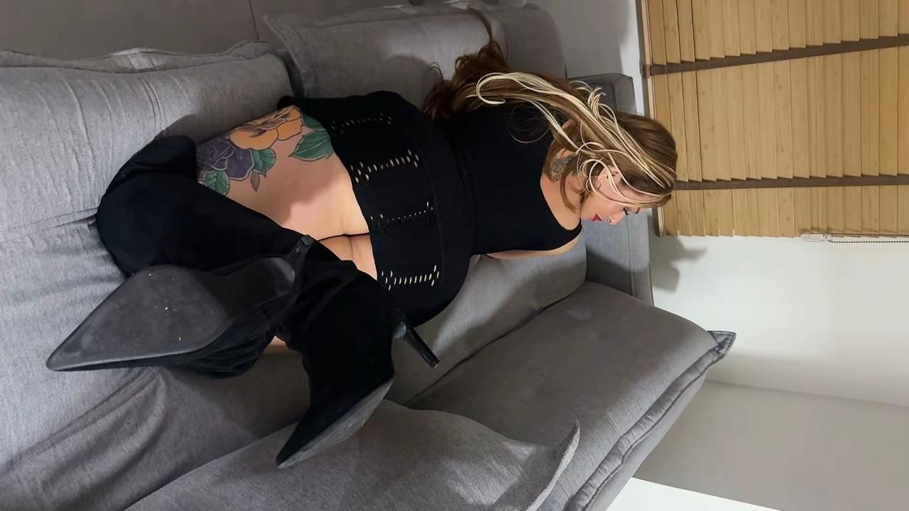 Dama Da Noite Sedução e Elegância , Seu Desejo é o Dever