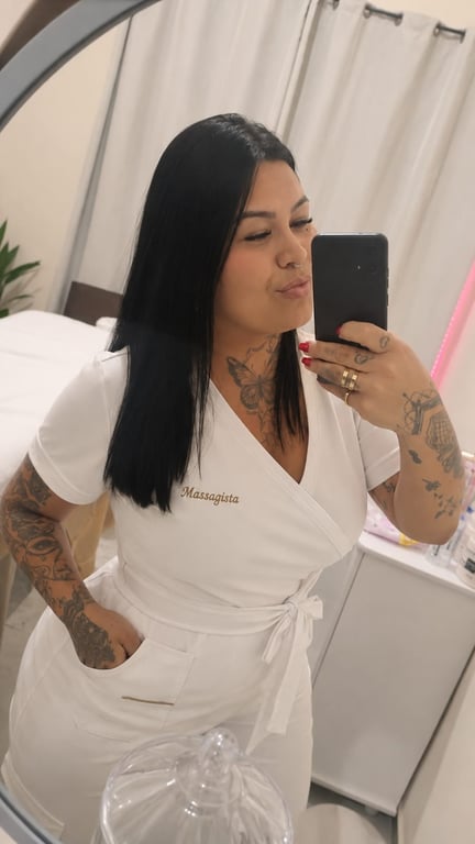 Corpo Relaxante massagista profissional. Massagem