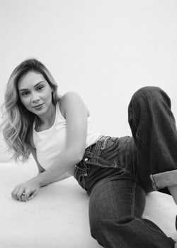 Sarinha: massagem sensual e relaxante.
