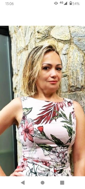 Rose Massagista profissional Massagem nuru em