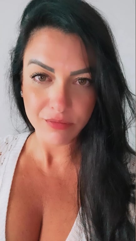 Cátia Gonçalves Massagem nuru em