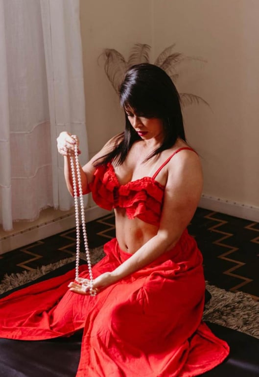 Terapeuta Holistica Elis Se permita viver essa experiencia Massagem em