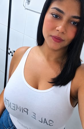 Morena quente 