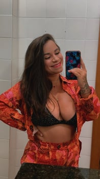 Carol - Tudo que você precisa é uma pausa na sua rotina.