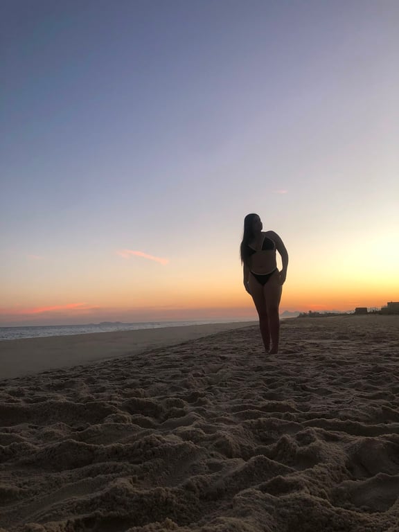 Jenifer Vivência/Nuru/Tantrica/ Relaxante Massagem tântrica