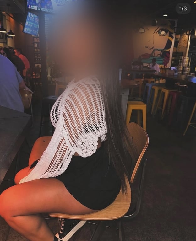 JADE Massagem Sensual com toque íntimo, envolvente.