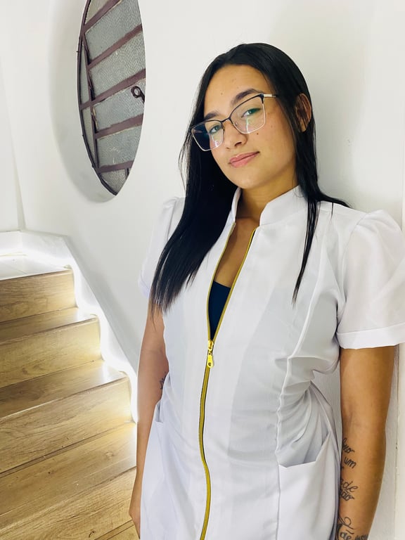 Terapeuta Paloma Souza Massagem Relaxante e Sensual Massagista em