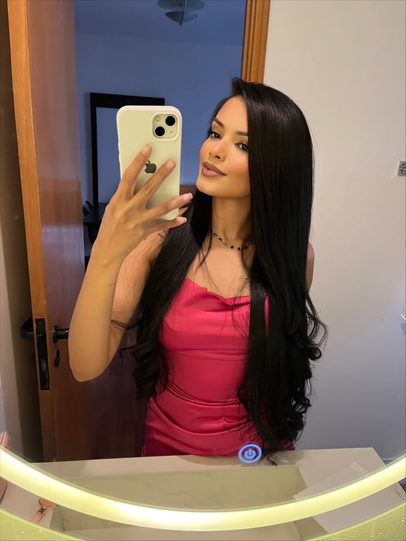 Bella Especialista em massagens relaxantes e sensuais! Massagem