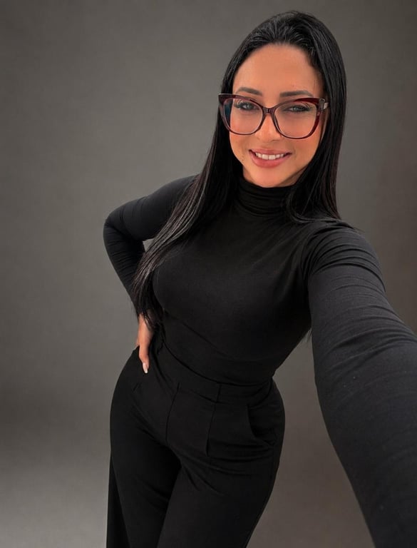 Vanessa / educada carinhosa e discreta, finalização em ligam Massagem tântrica em