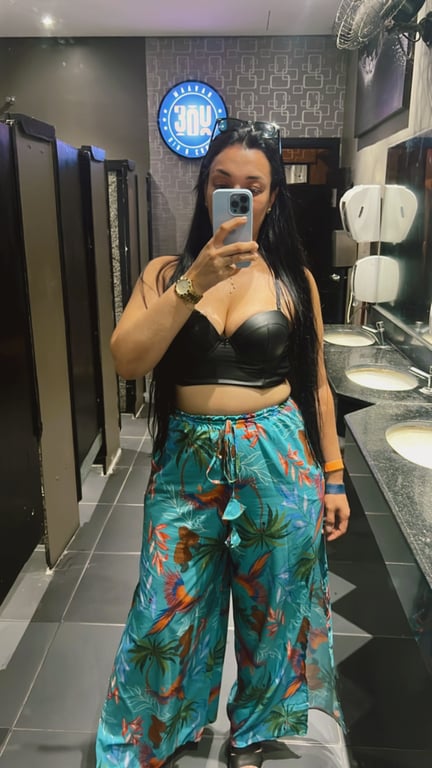 Maria Clara Massagem e Fetiche Super Discreta Massagem