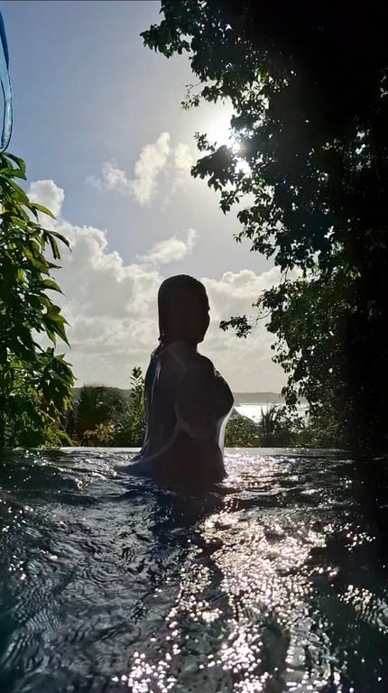 Segredos&Essências de uma massagem VALENTINA Massagem