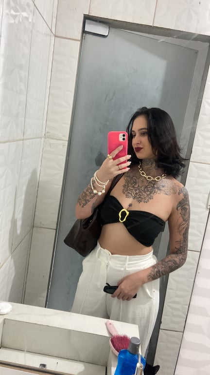 Renata Lobo Especialista em massagens sensuais