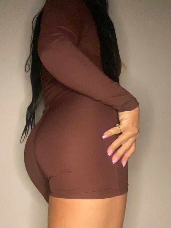 Paula, massagem relaxante sensual.