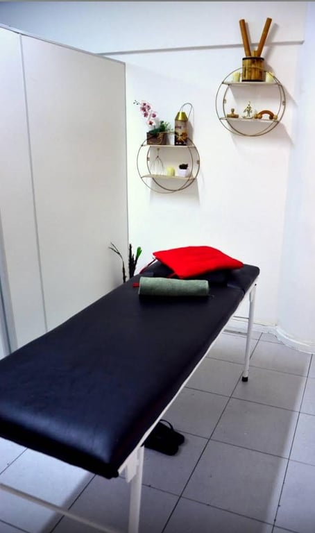 Elaine Massoterapeuta Esteticista e Depiladora Massagem