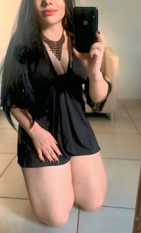 Danielle Psicóloga Especialista em Terapias Tântrica, Lingam e Nuru Massagista