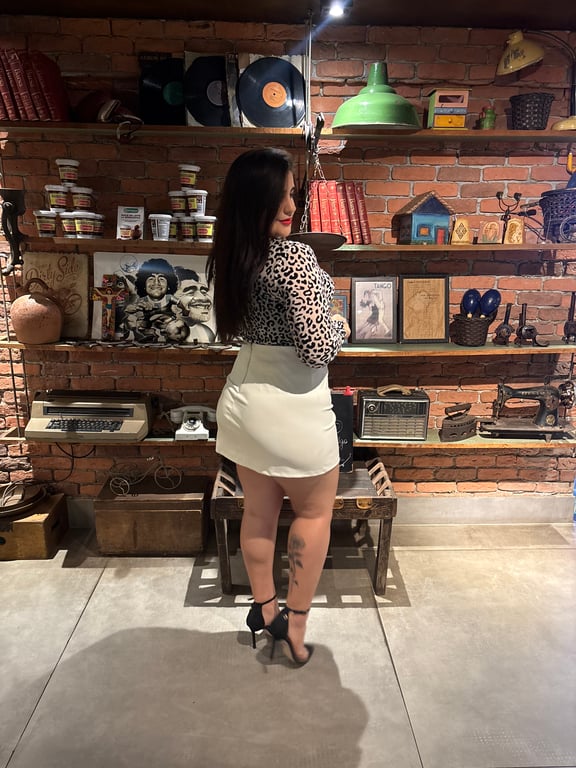 Ana Massoterapeuta Profissional Massagem Relaxante, Nuru e Sensual Massagem tântrica