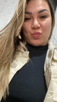 Emanuelle especialista trantrica e nuru