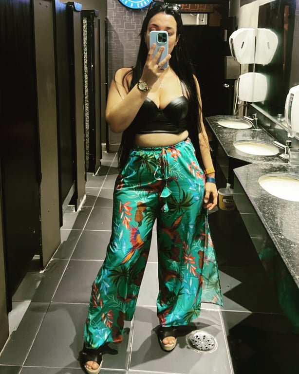 Maria Clara Massagem e Fetiche Super Discreta