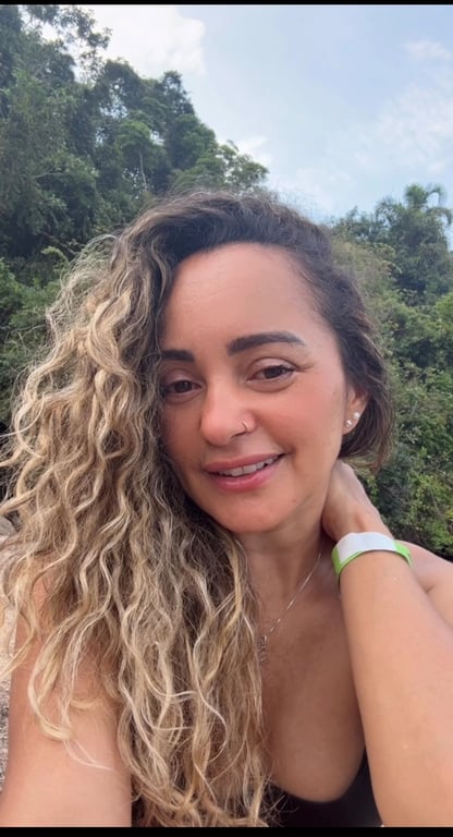 Julia Santos