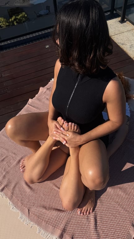 ANNA ZEN VIBES | SUA MENTORA & MUSA Massagem sensual