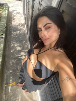 Yana Vasconcelos - mãos de fada 