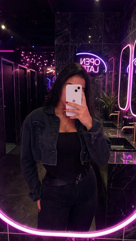 Amanda especialista em técnicas tântricas Massagem