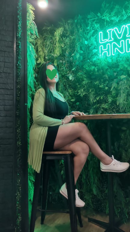 Terapeuta Mya Toque que desperta, entre o relaxar e o sentir!